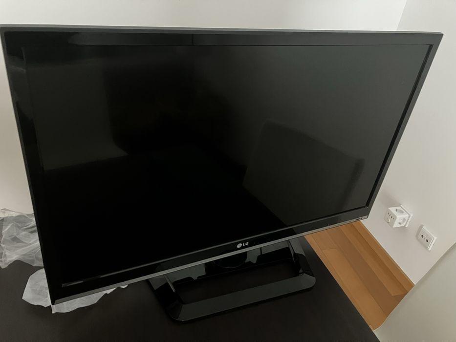 TV LG 32LS5600 FullHD