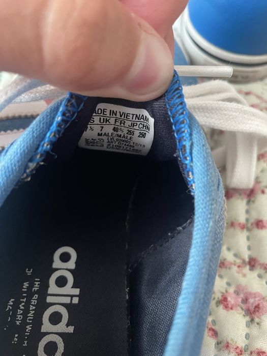 кросівки Adidas 40розмір