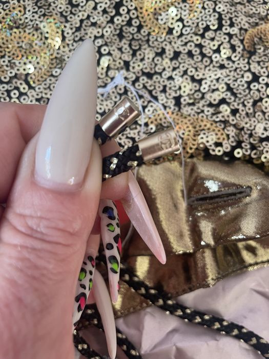 Оригинальный капюшон “Chanel”