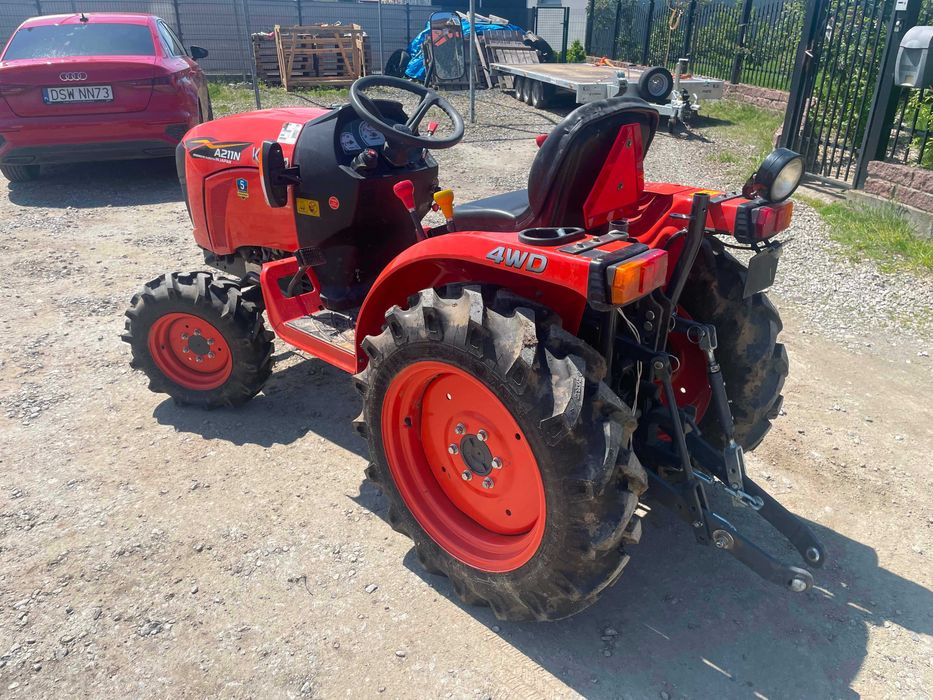 Kubota A211n B1-181 B1-241 mini ciągnik traktor japoński 4x4 |
