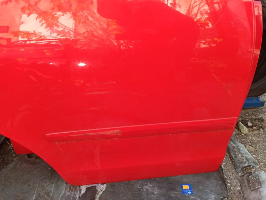 LP3G klapa bagażnika Volkswagen polo 9n3 vw ładna