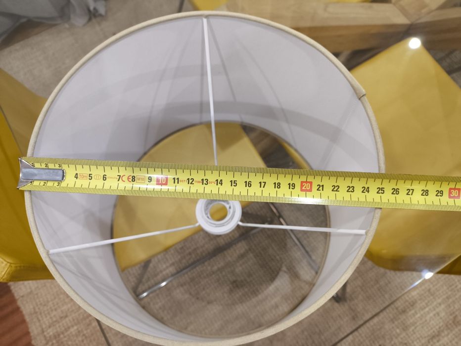 Abajur bege como novo