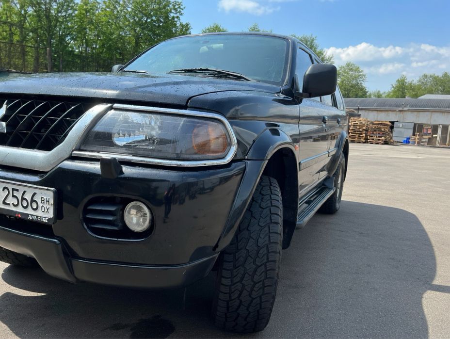 Mitsubishi Pajero 3.5 V6 • 2002 год