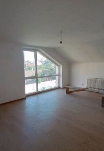 Особняк, Центр, 2 поверхи