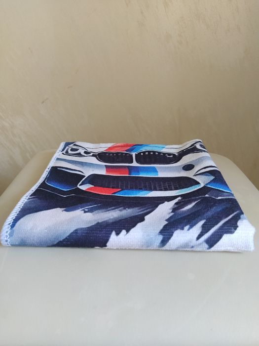 Ręcznik BMW Orginalny 100 % Satysfakcji  75 cm na 35 cm