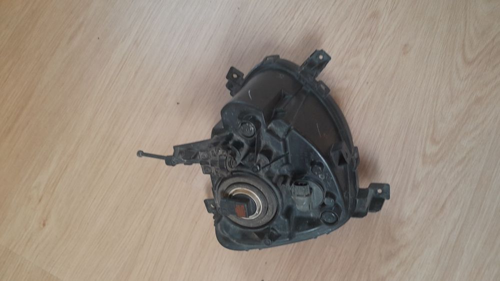 Hyundai I20 lift 2018- halogen prawy