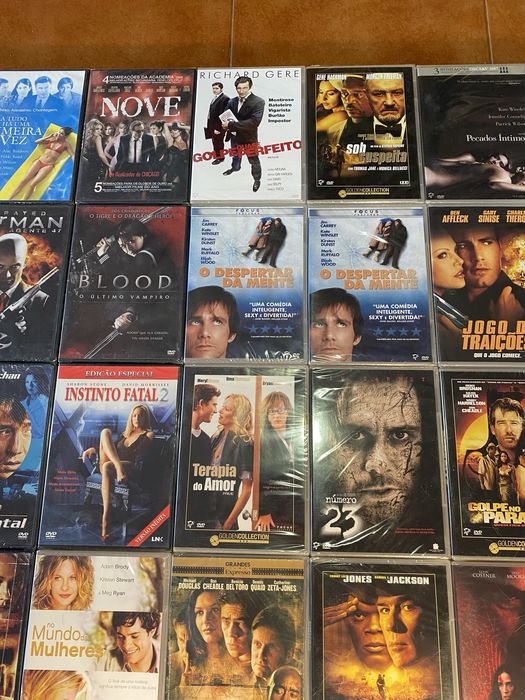 Lote de Filmes em DVD (54 unidades)