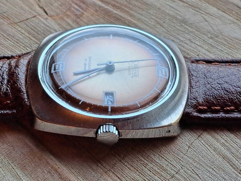 Relógio de pulso de homem, marca SPRING