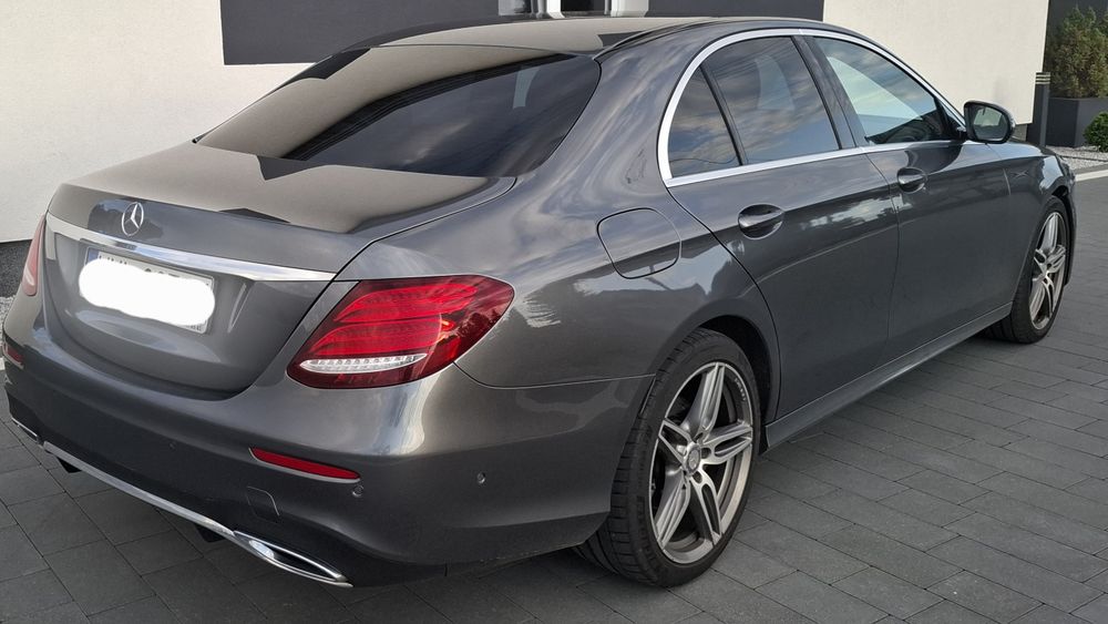 Mercedes W213 E220 4matic