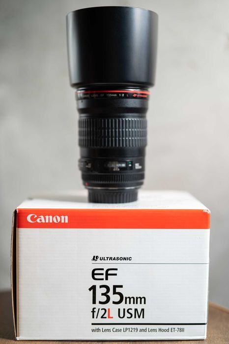 Об'єктив Canon 135/2