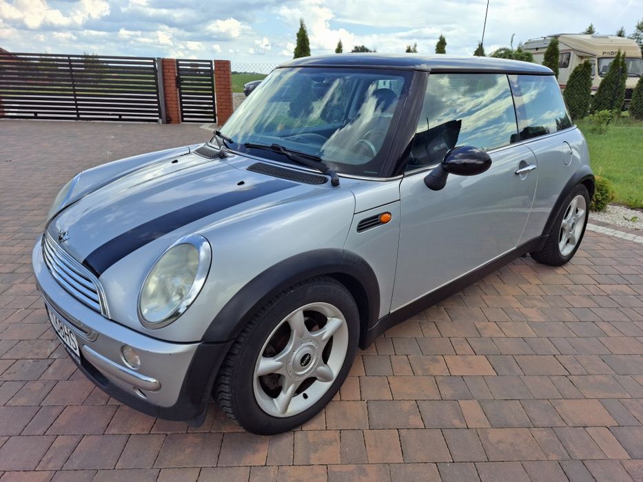 Mini Cooper 1.6 benzyna doinwestowany