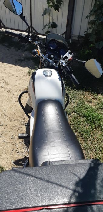 Bajaj 150 2022 року