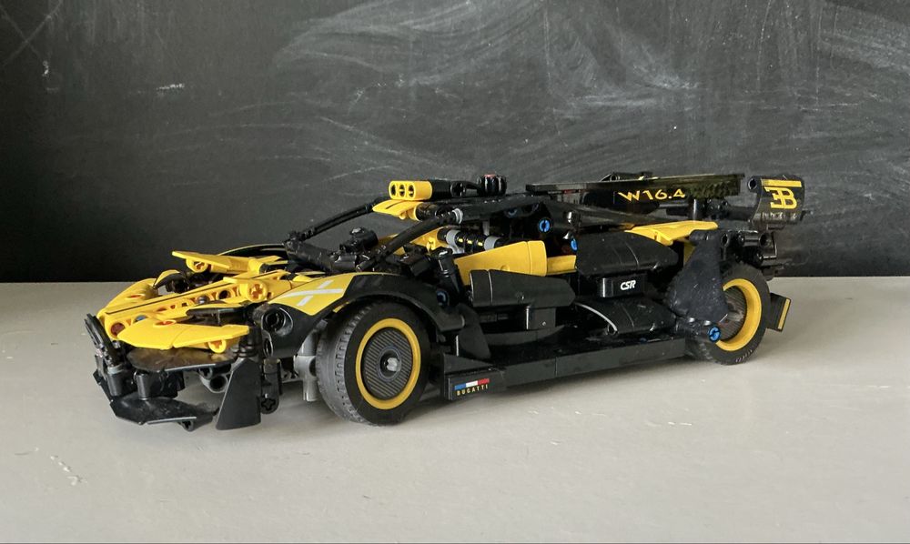 LEGO Technic Bugatti Bolide (42151)