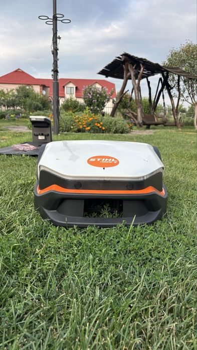 Робот газонокосарка Stihl imow 6