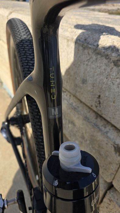 Scott Addict  Gravel Tuned  + Acessórios