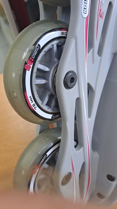 Роликові ковзани Re:Action R052W