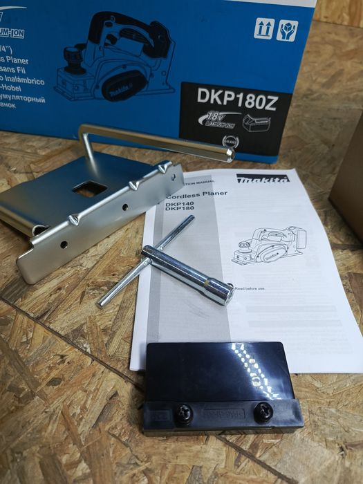 Strug akumulatorowy Makita dkp180 + Aku 5ah