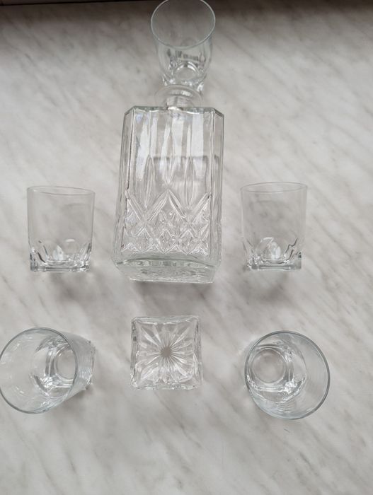 Karafka szklana kryształ.z korkiem i 5 szklaneczek - antyk z PRL - kpl