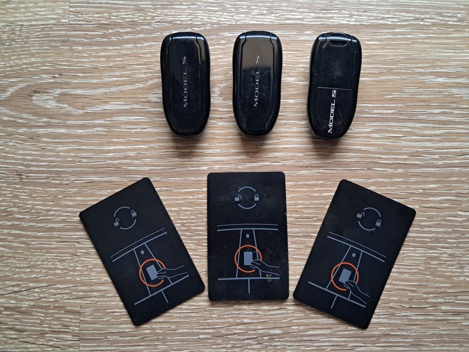 Оригінальний ключ-машинка, карта ключ Tesla з USA