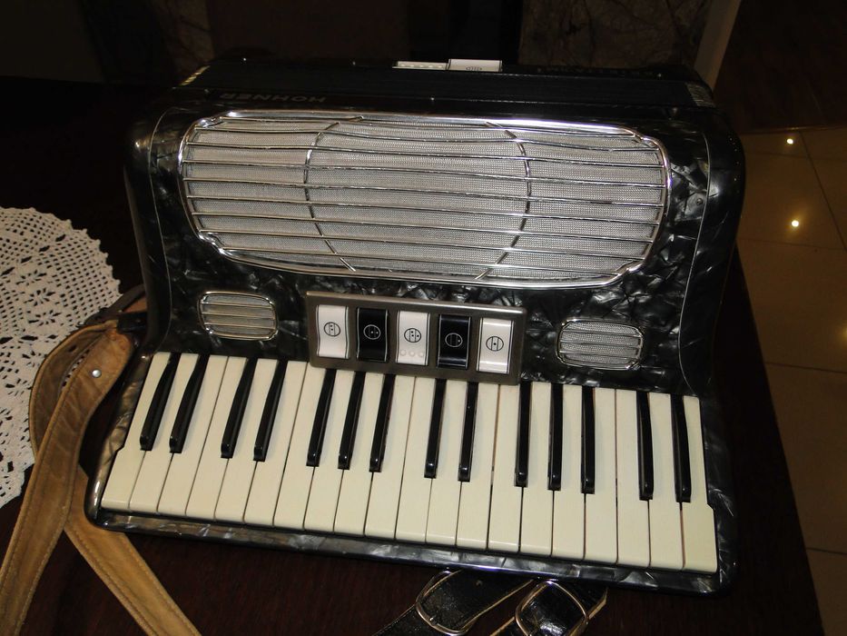 akordeon Hohner Arietta II M