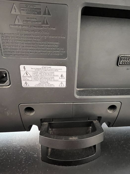 Monitor LG usado, preto