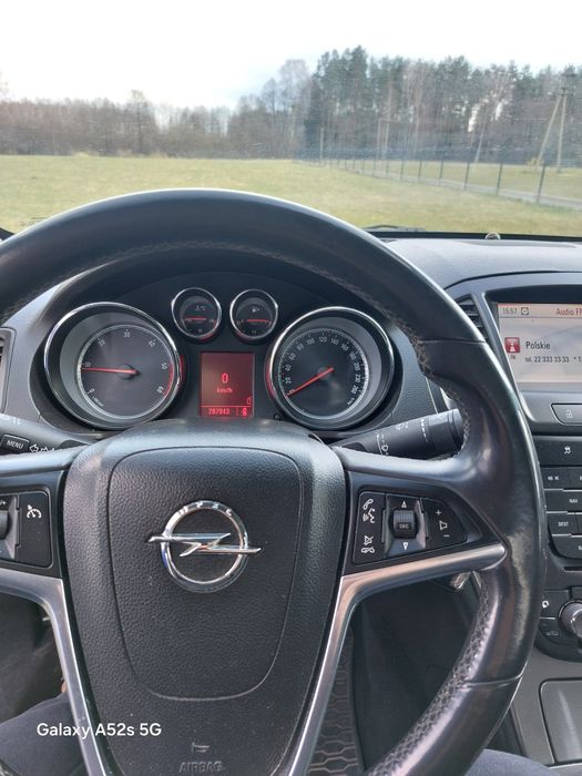 Opel insignia 2.0 cdti 131  sedan
