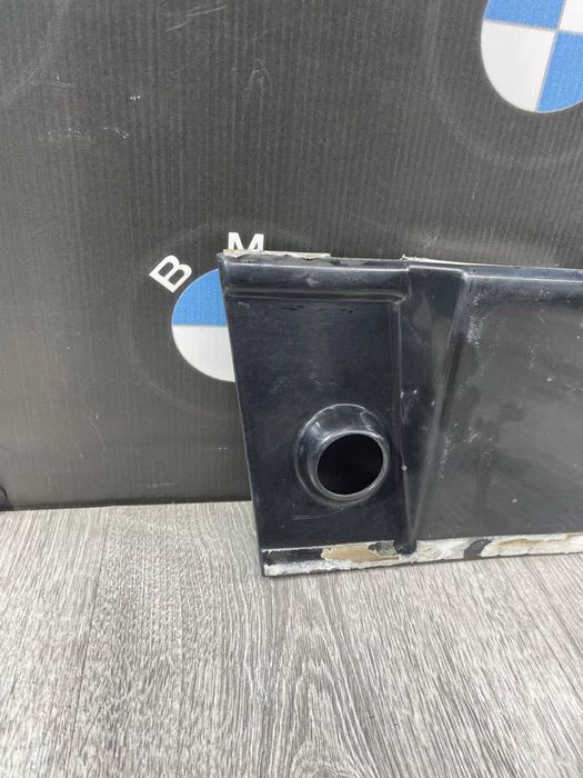 Бленда BMW E34 Код:1487