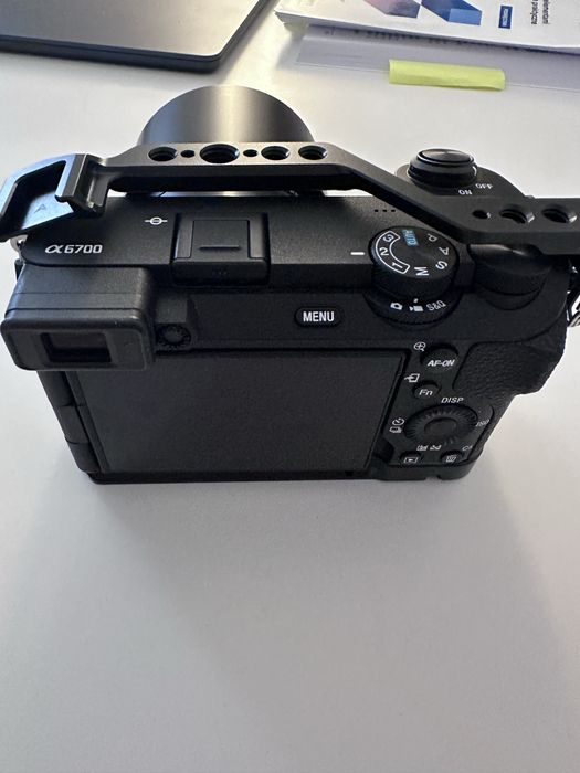 Aparat sony a6700 plus obiektywy i akcesoria