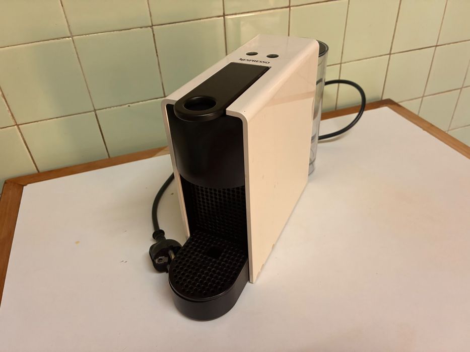 Nespresso Essenza Mini Pure White C30 – Máquina de Café
