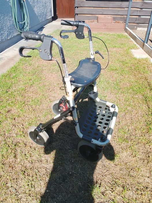 Balkonik wózek dla osoby niepełnosprawnej