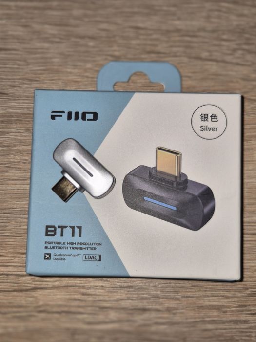 Bluetooth адаптер Fiio BT11.