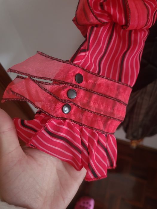 Traje disfarce da Disney de Alice do pais das maravilha (através do es