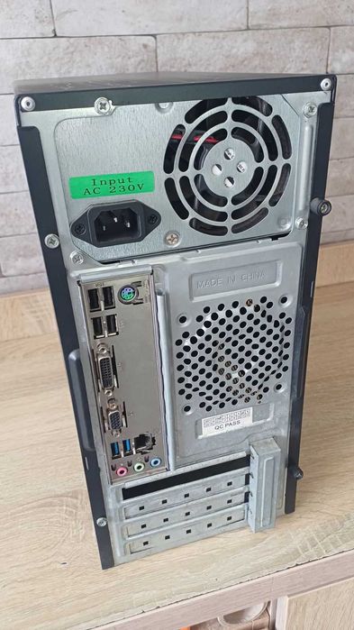 Системний блок Intel Core i3-7100 / 8GB DDR4 / SSD 120GB
