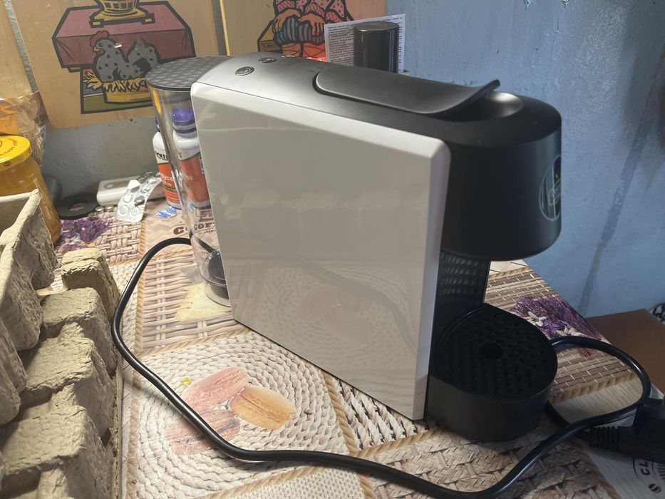 Капсульна кавоварка Cino Julia CN-L Біла Lavazza Blue Лавацца Блю