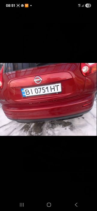 Ниссан  " джук".