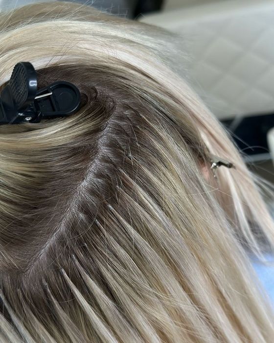 Нарощування волосся