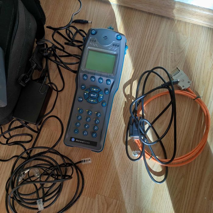 Портативний тестер ISDN