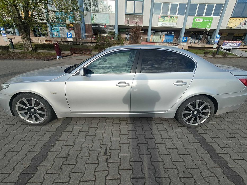 Syndyk sprzeda - BMW 528i, 2009 r.