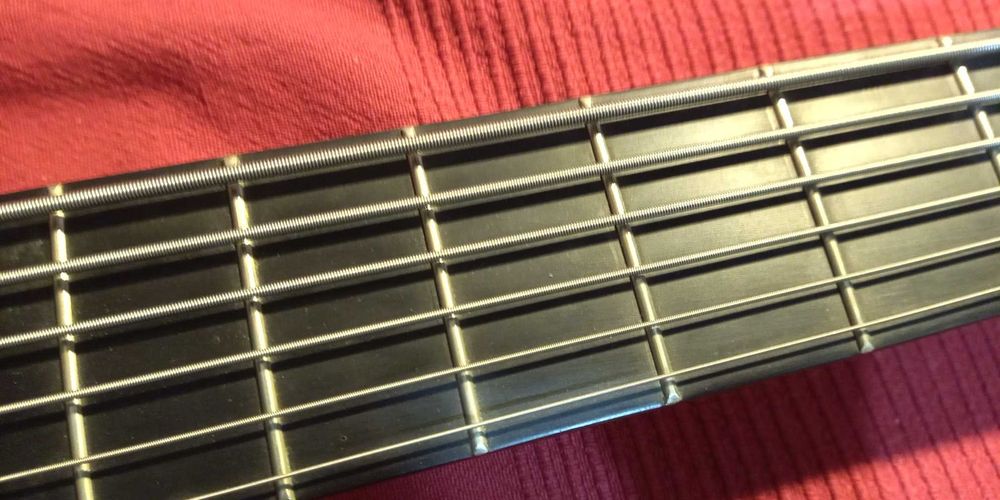 Gitara basowa 6-strunowa Harley Benton BZ-6000 NT Deluxe