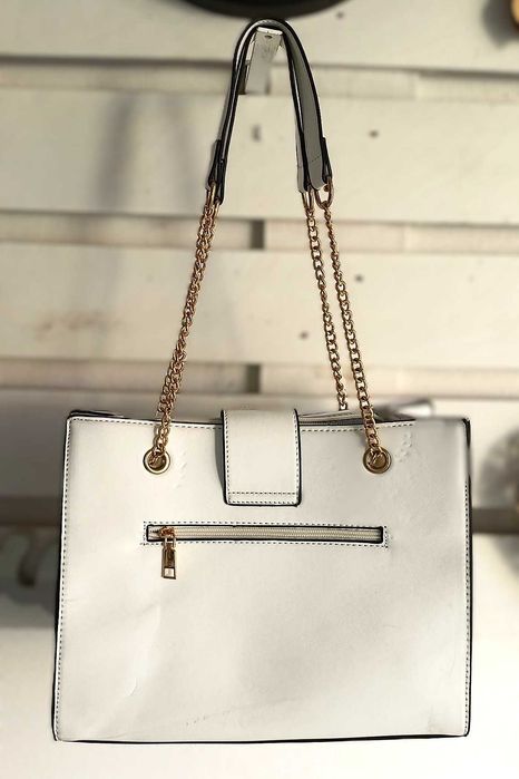 Mala de ombro - branca com dourado - Muito Elegante