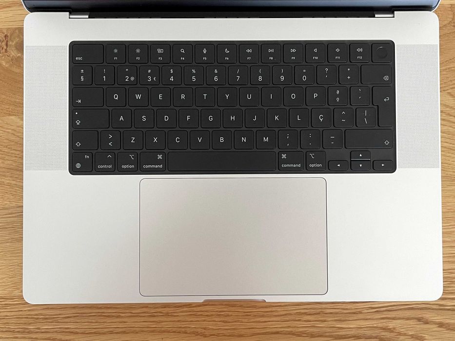 MacBook Pro 16" M3 Pro, 18GB, 512GB
