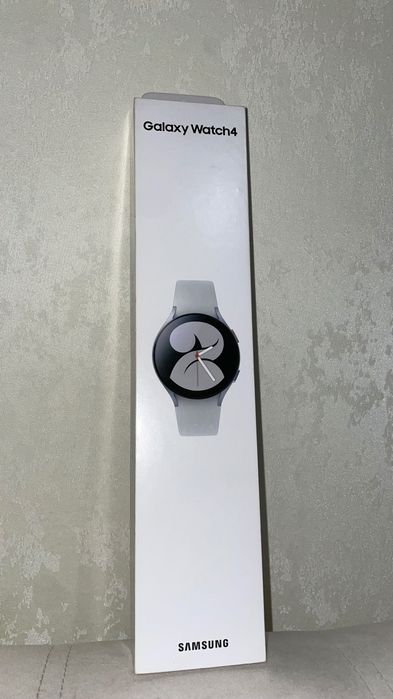 SAMSUNG Galaxy Watch4