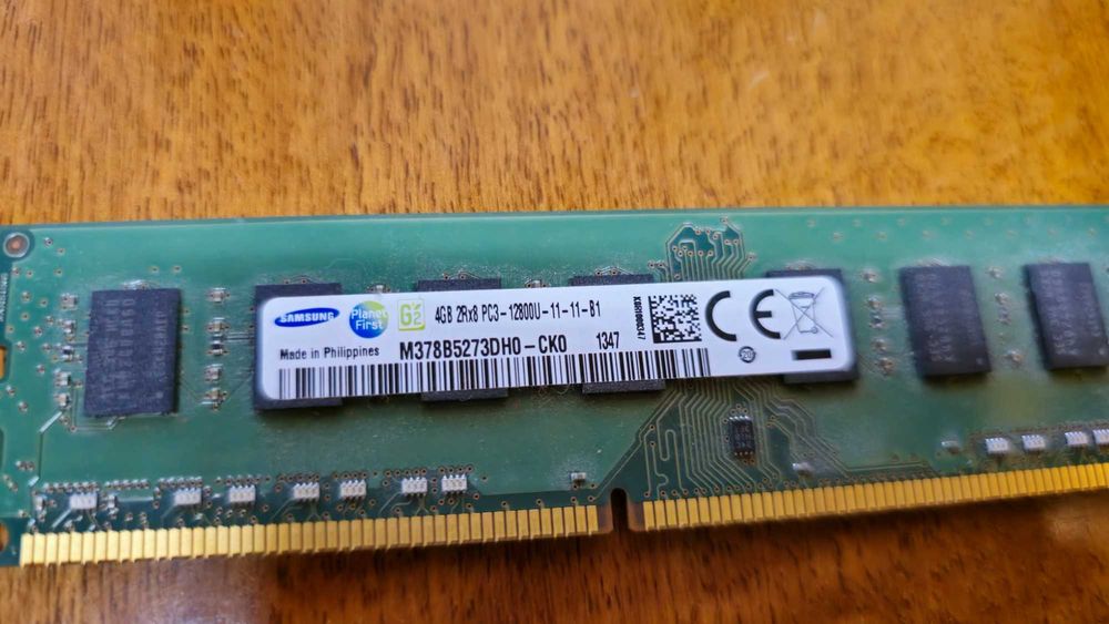 Vendo Memória Ram DDR3 4GB 12800U