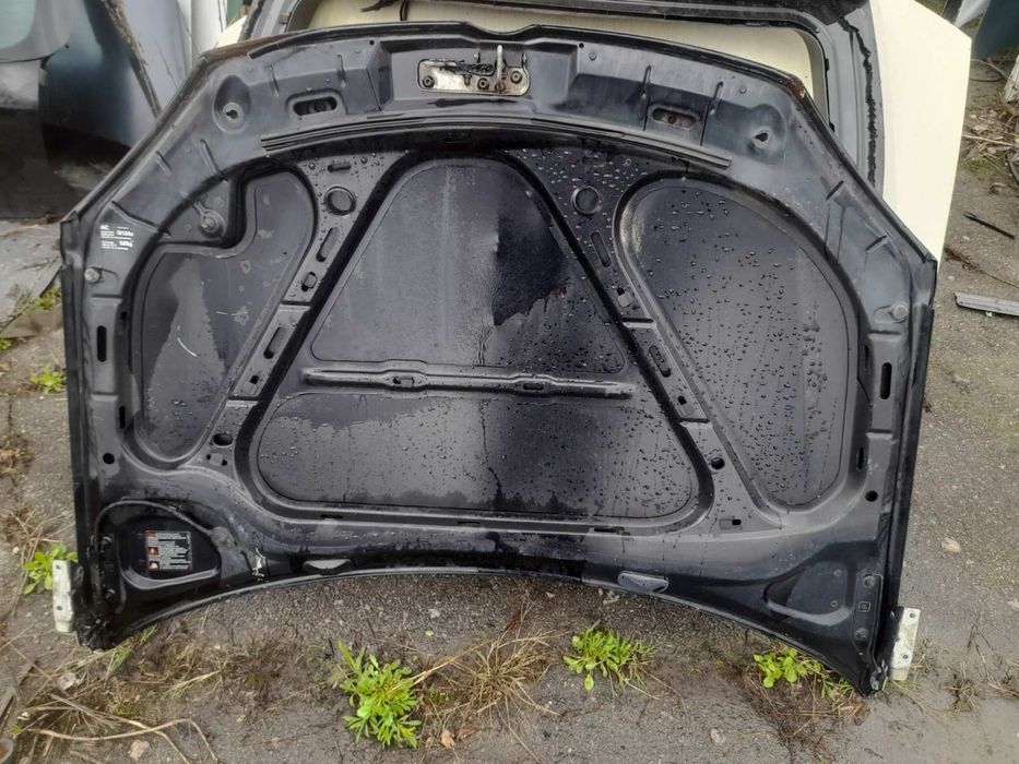 Продам Капот Golf 5 Jetta не крашен черного колір