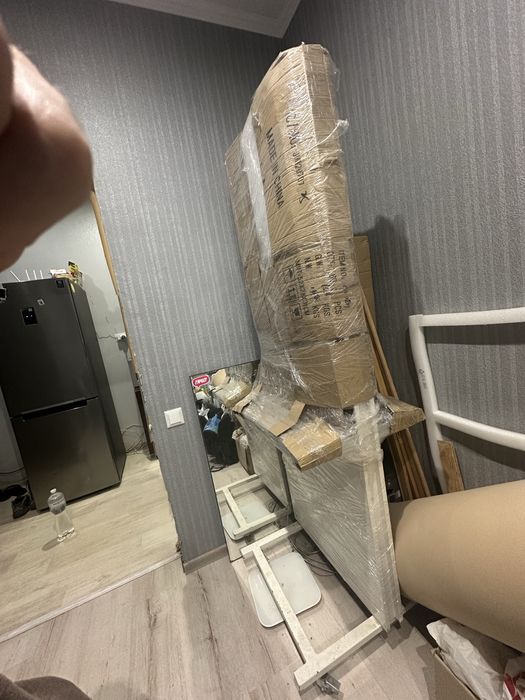 Перукарське дзеркало | Парикмахерское зеркало | Стійка перукарська