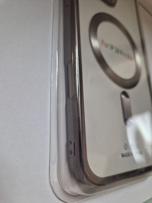 Metallic Magsafe Case do Iphone 16 Pro Max Tytan