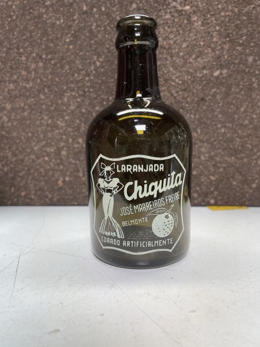 Garrafa antiga chiquita