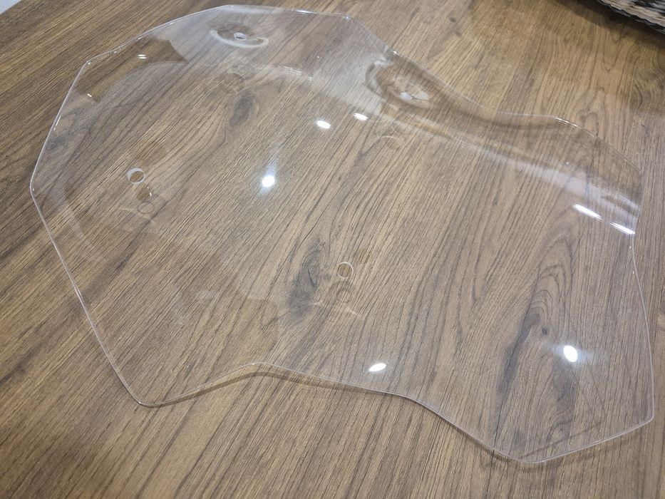 Defletor de vento ou para-brisa para uma Mota