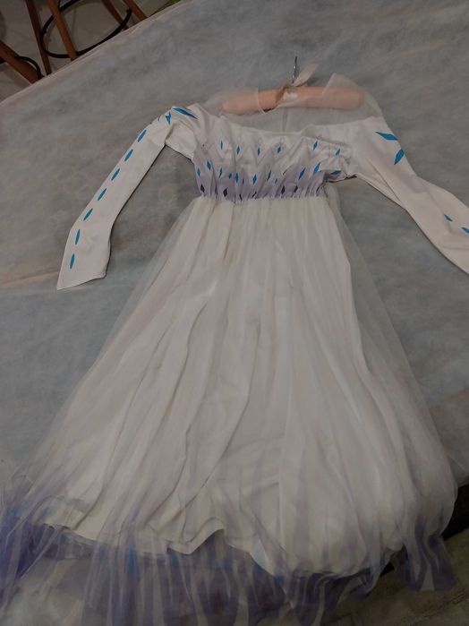 Frozen II - Fato como novo