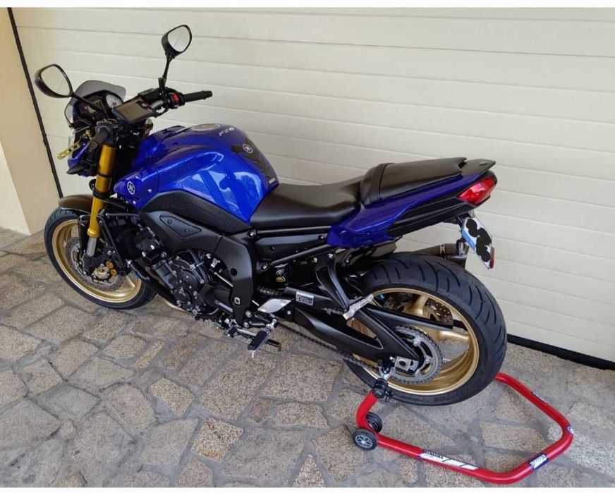 Yamaha FZ8  (impecável)